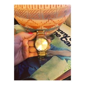 Nixon / ROSE GOLD WATCH